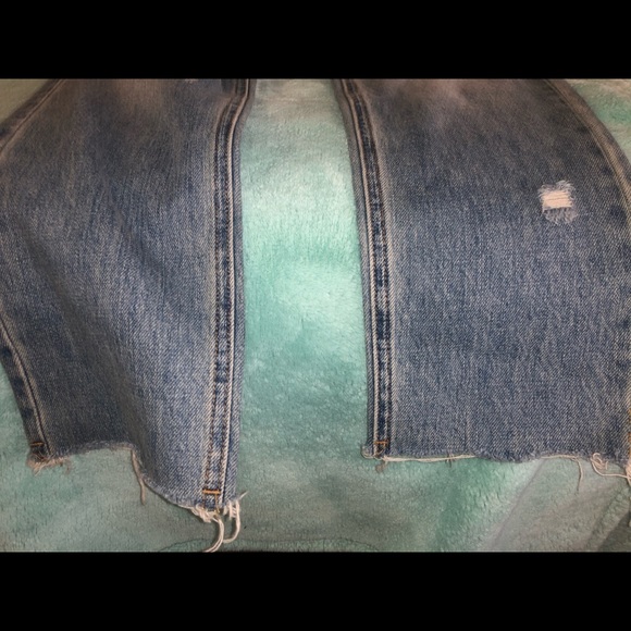 Mom Jeans - Picture 5 of 5